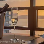 Endless Horizon View - Free Private Parking Including & Guest Bonus *