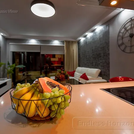 Apartman Endless Horizon View - Free Private Parking Including & Guest Bonus