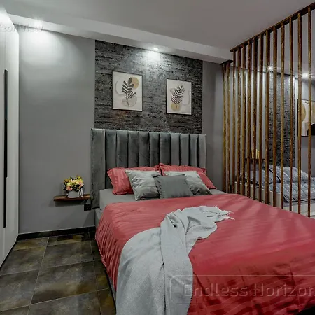 Endless Horizon View - Free Private Parking Including & Guest Bonus