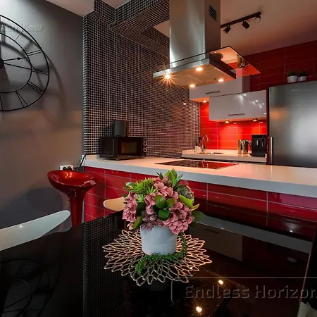 Endless Horizon View - Free Private Parking Including & Guest Bonus Apartamento