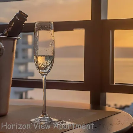 Endless Horizon View - Free Private Parking Including & Guest Bonus *