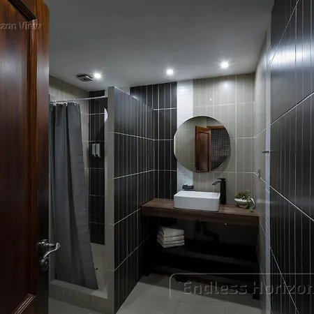 Endless Horizon View - Free Private Parking Including & Guest Bonus 아파트 플라야 파라이소