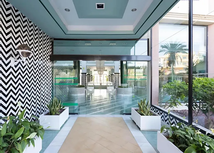 شقة Endless Horizon View - Free Private Parking Including & Guest Bonus بلايا بارايسو